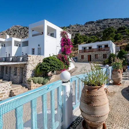 Ageri & Tritonis Luxury Pefki