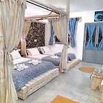 Ageri & Tritonis Luxury Appartamento *