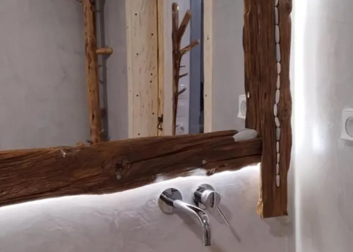 Ageri & Tritonis Luxury *