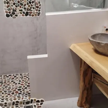 Daire Ageri & Tritonis Luxury