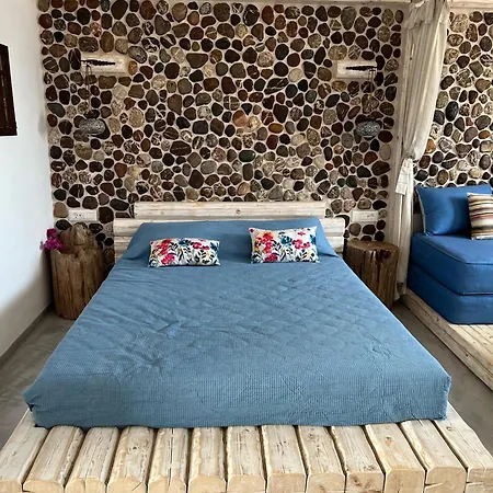 Ageri & Tritonis Luxury *